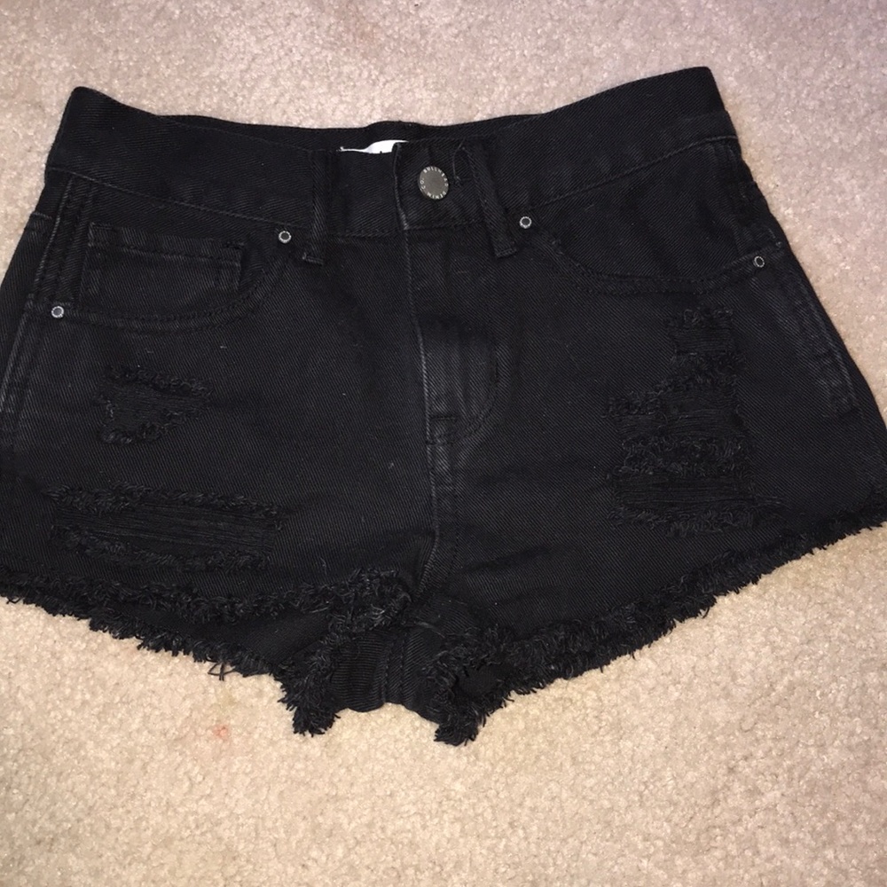 Pacsun High-rise black denim shorts
